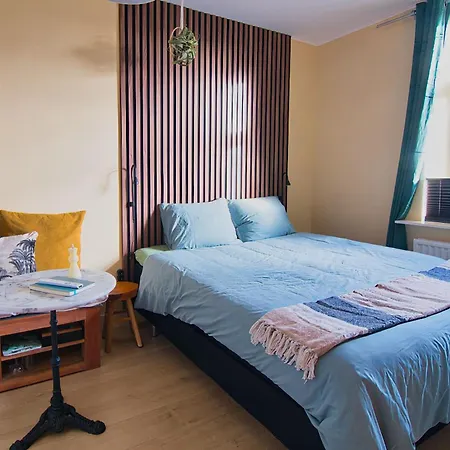 Lambic Bed and breakfast 3*